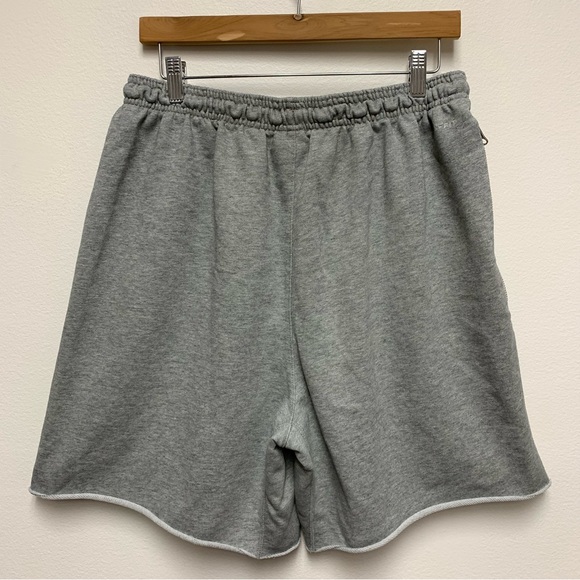 Nike Standard Issue Sweat Shorts Size L Grey Basketball French Terry Zip Pocket - Picture 9 of 12